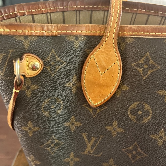 Authentic LV good used condition - Picture 3 of 3